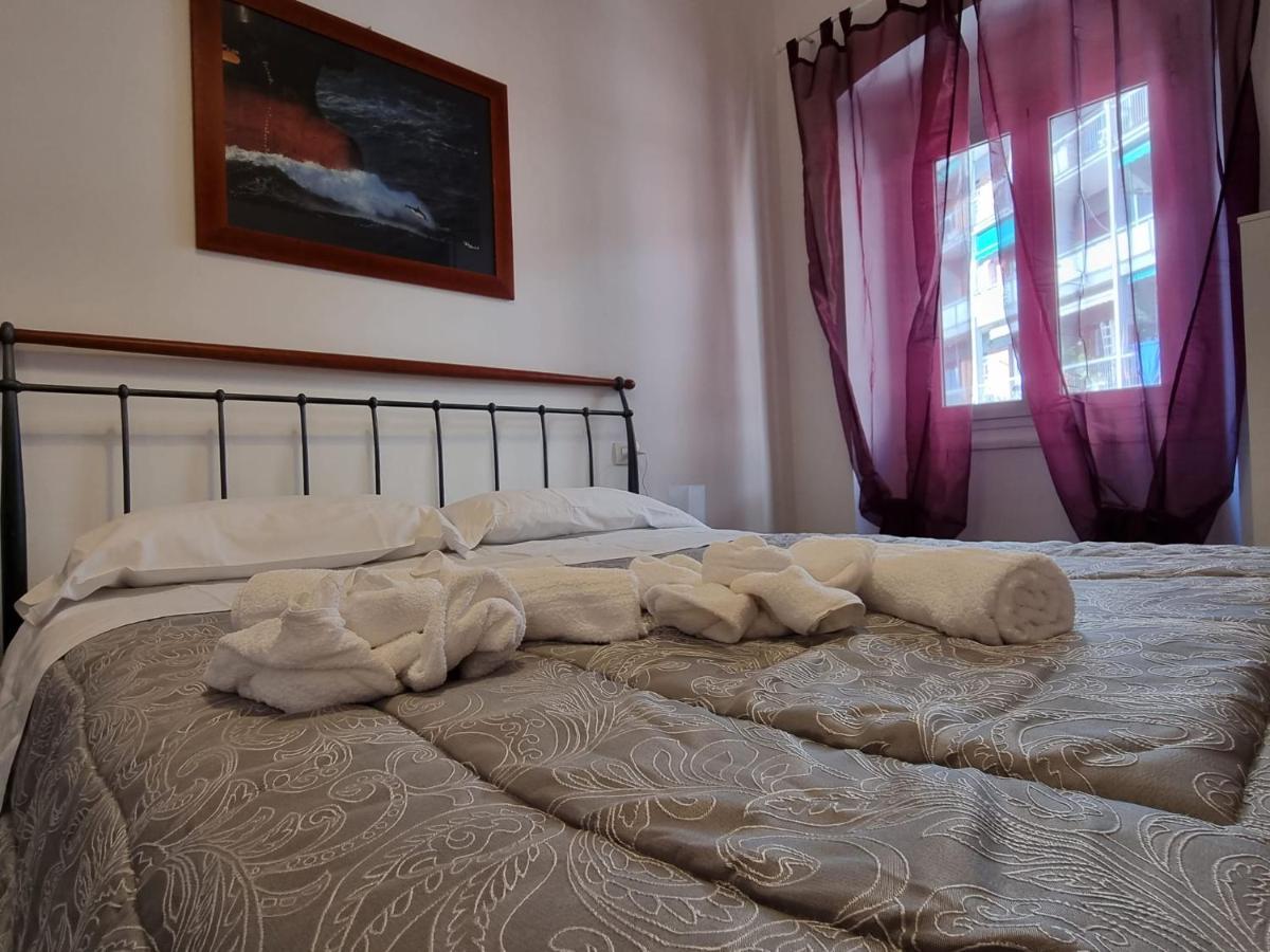 Wow Home 2 - 175 Mq - Posteggio Privato - Davanti Porto Traghetti - Fino A 10 Posti Letto - Balcone Генуя Екстер'єр фото