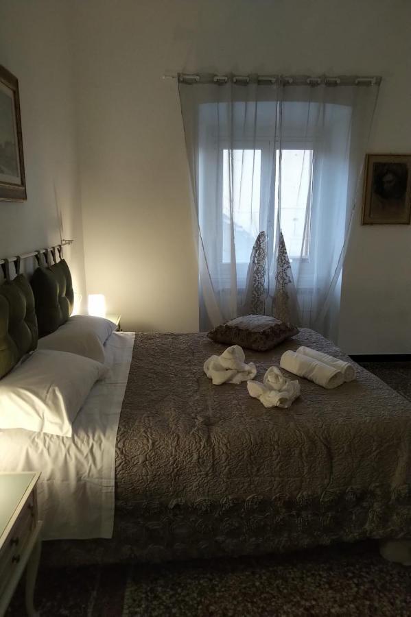 Wow Home 2 - 175 Mq - Posteggio Privato - Davanti Porto Traghetti - Fino A 10 Posti Letto - Balcone Генуя Екстер'єр фото